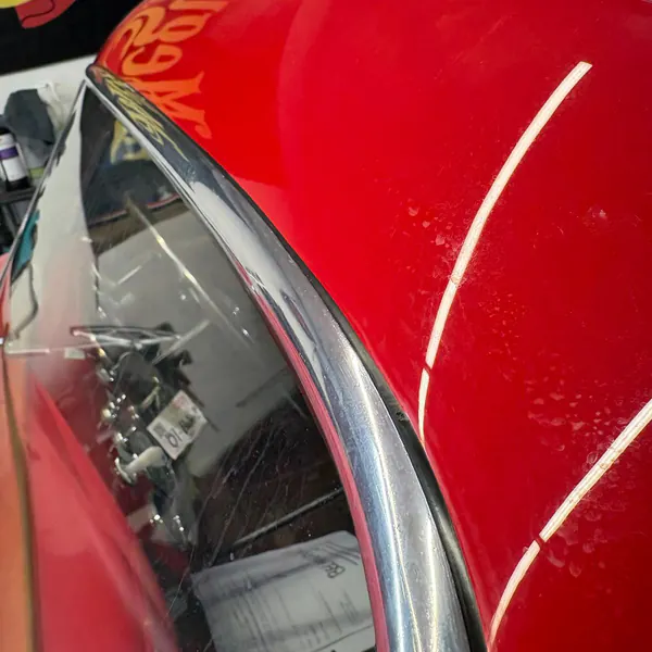 Voorruit afdichten bij een klassieke auto